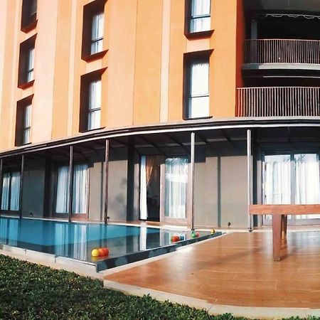 Hotel Grand Metro Puncak Cibodas Esterno foto